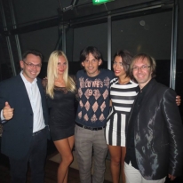 1186047_574494115945838_1234425304_n